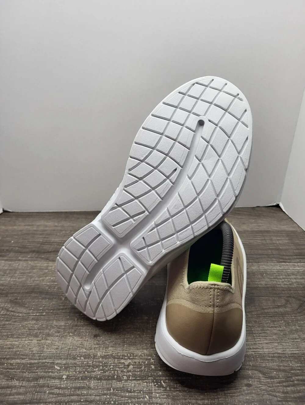 Oofos Oomg Eezee White Taupe Men's Size 10 New Slip-On Shoes New